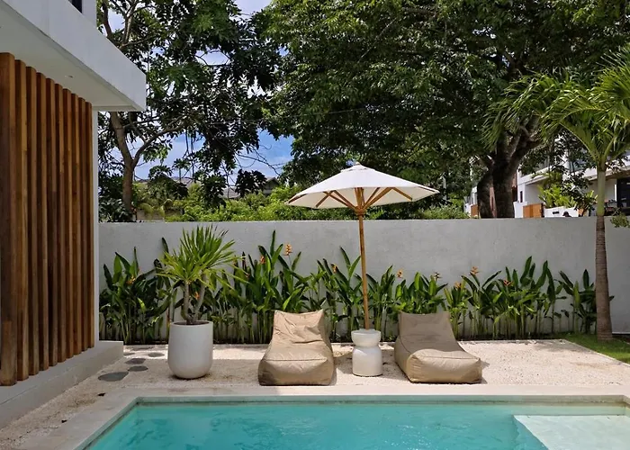 & Wood Oasis , Spacious With Pool Ferienhaus *