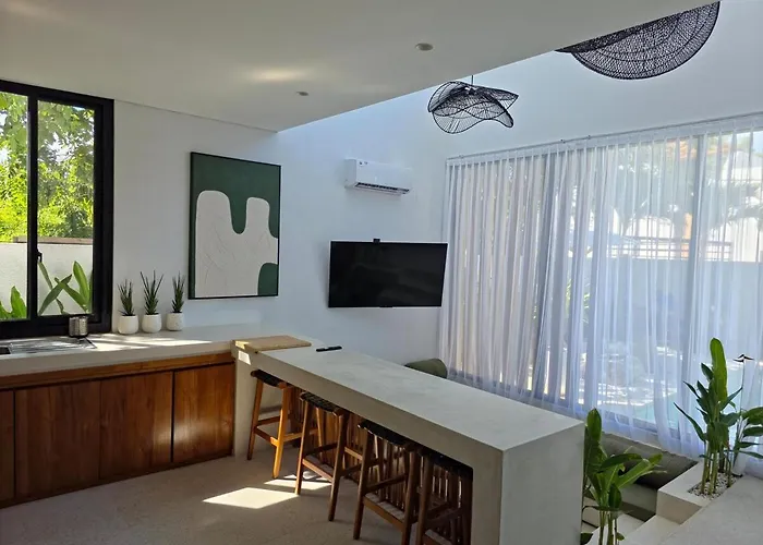& Wood Oasis , Spacious With Pool Uluwatu
