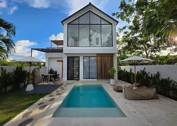& Wood Oasis , Spacious With Pool Ferienhaus Uluwatu